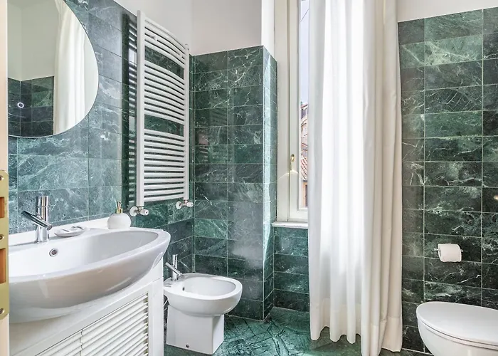 Iflat Stylish Crispi 20 Exclusive Apartment