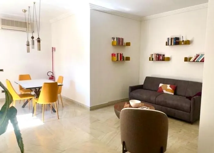 Iflat Stylish Crispi 20 Exclusive Apartment